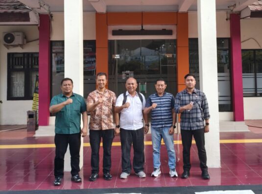 Satreskrim Polres Kotamobagu, usai memenangkan Sidang Praperadilan di Pengadilan Negeri Kotamobagu Foto Humas Polres Kotamobagu