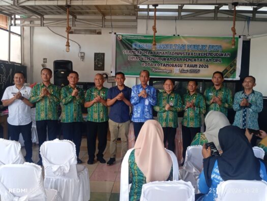 Foto bersama usai menggelar FKP