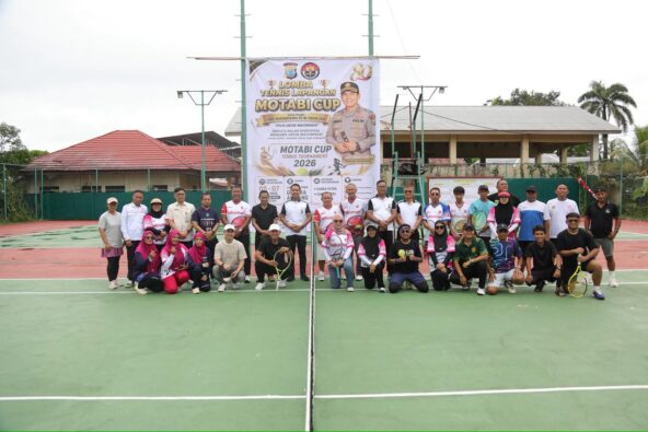Open turnamen Tenis Lapangan Polres Kotamobagu