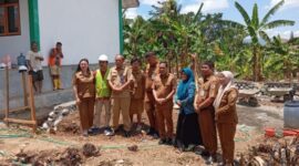 Tinjau Lokasi pembangunan RKB TK